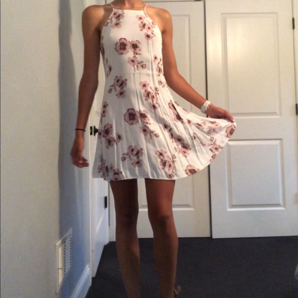 brandy melville high neck swing dress  ❣️